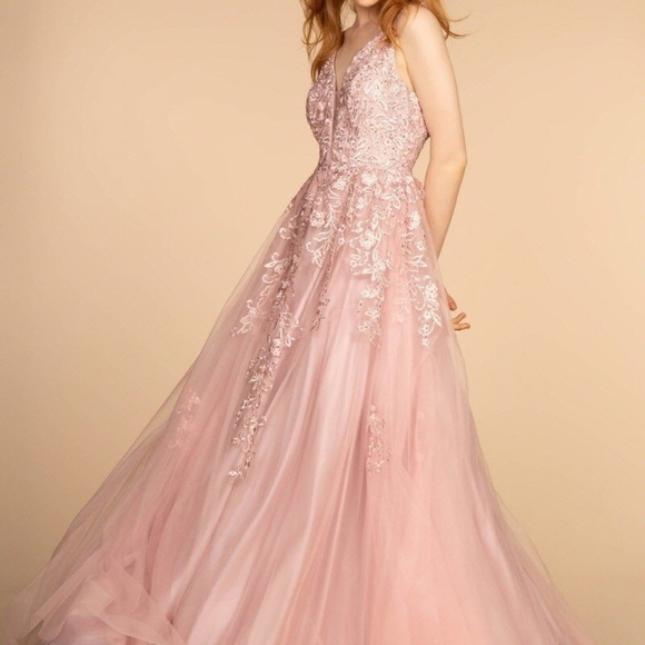 green emerald velvet dress Gothic Mauve Purple Sequin Evening Gown with Strapless Design and Tulle Train